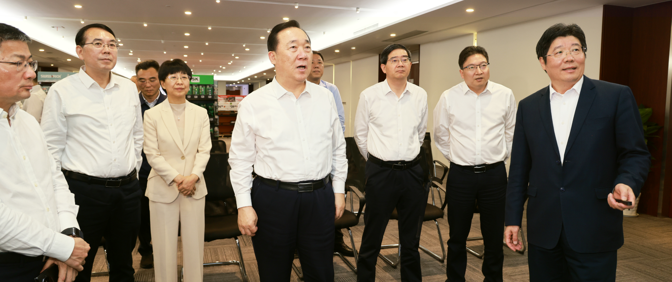 省委书记王浩一行莅临6686官方登录入口网页版科技调研